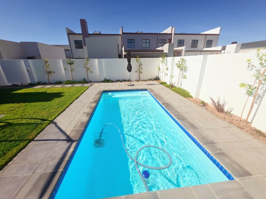 4 Bedroom Property for Sale in Sandown Western Cape